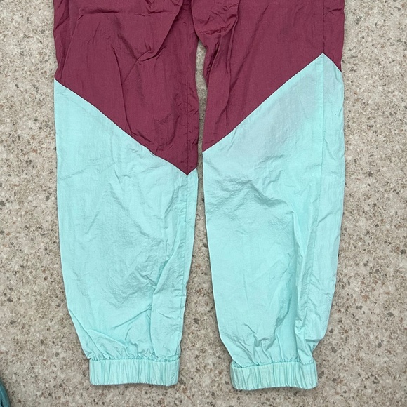 Guess Originals Pants - Picture 2 of 3